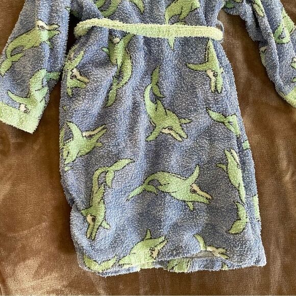 Kids Shark Print Hooded Robe - Blue and Green Dolphins with Pockets Size 6 - Picture 10 of 12